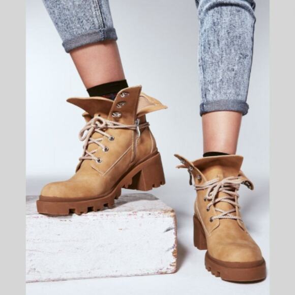 MADDEN GIRL ANKLE BOOTS  size 8.5 - Picture 11 of 12